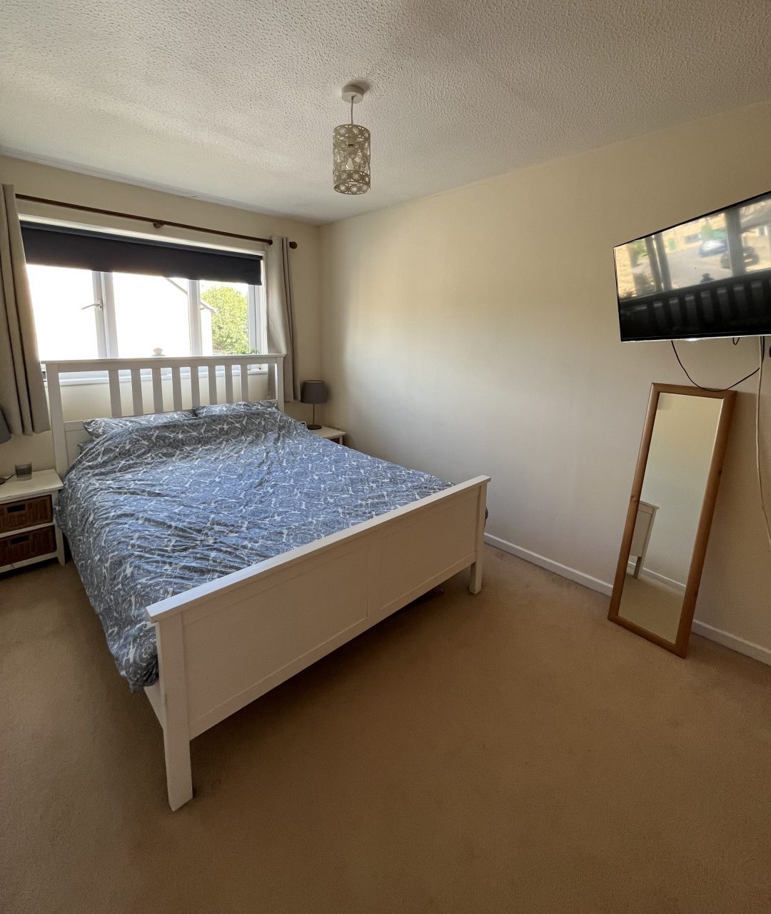 Bedroom 1w